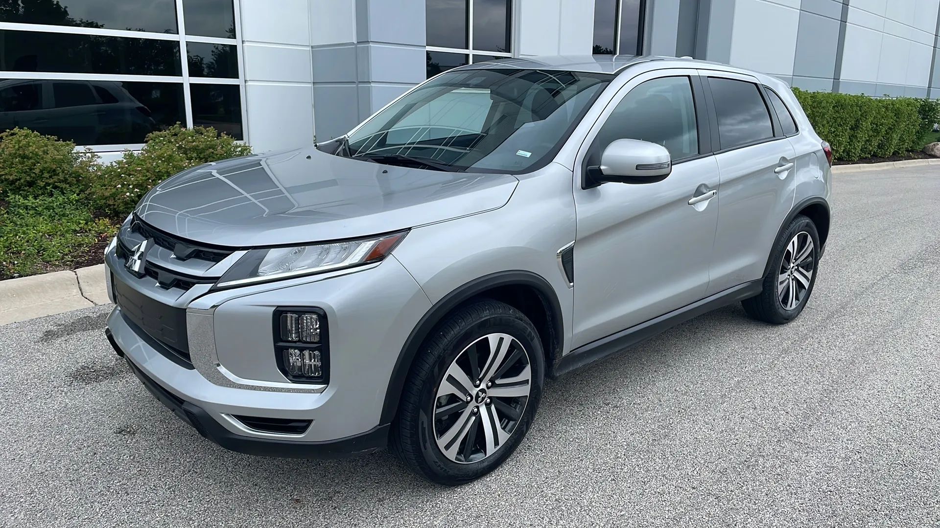 mitsubishi outlander sport 2026 JA4ARUAU6TU001860 image mitsubishi outlander sport 2026 JA4ARUAU6TU001860 image